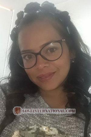 181685 - Martha Age: 41 - Colombia