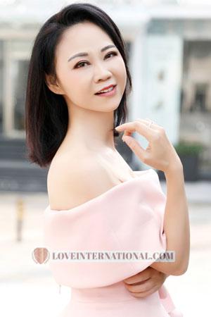 185182 - Yuanyuan (Kitty) Age: 55 - Hong Kong