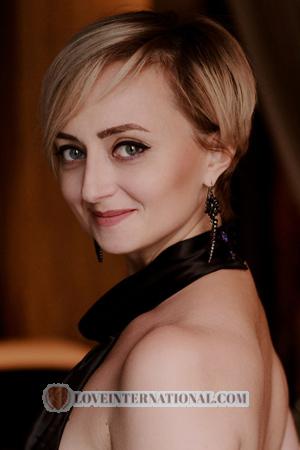 186387 - Viktoriya Age: 40 - Ukraine