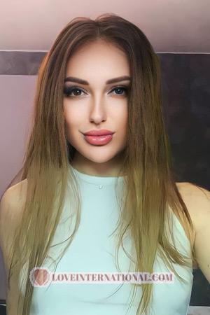 211832 - Svitlana Age: 23 - Ukraine