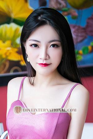 214192 - Jiajia Age: 25 - China