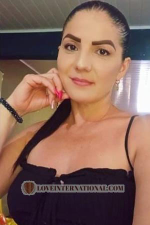 224503 - Kristy Age: 42 - Costa Rica