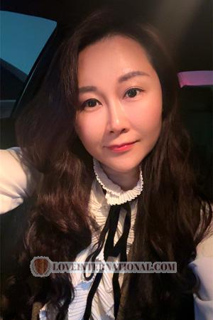 225035 - Lina Age: 45 - China