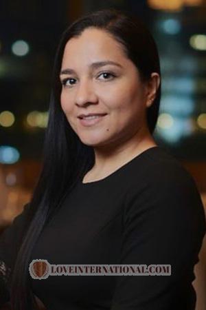 225204 - Yamile Age: 37 - Colombia