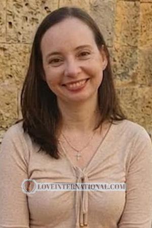 228098 - Laura Age: 44 - Colombia