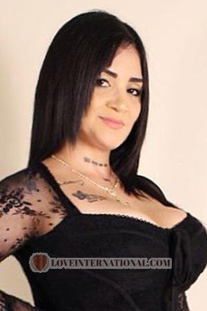 228297 - Adriana Age: 32 - Costa Rica